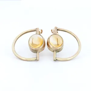 Creating Things by Andrea Rojas Córdoba - Golden Oval Earrings