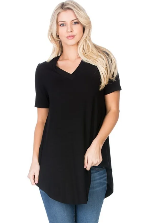 •DANI• short sleeve V-neck tunic