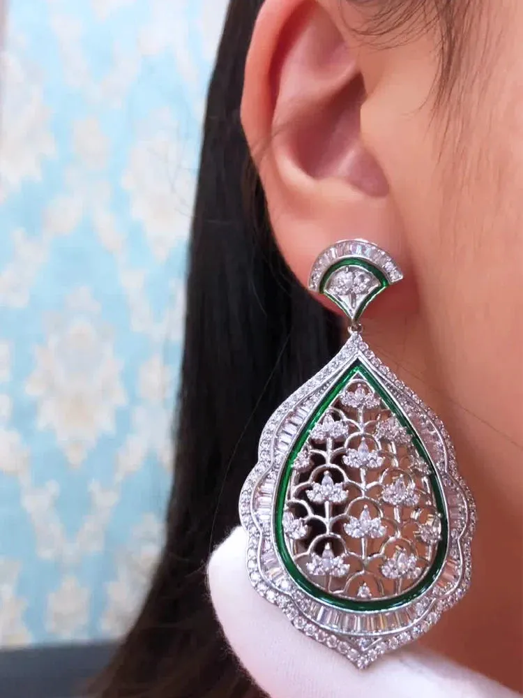 New Dubai Luxury Gorgeous Big Pendant Earrings For Fashion Women